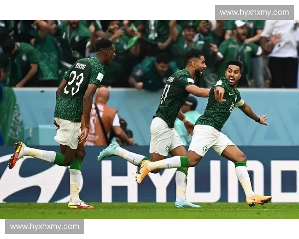 世界杯赛场惊现咬人事件引发全球球迷热议和舆论风暴 世界杯赛场惊现咬人事件引发全球球迷热议和舆论风暴